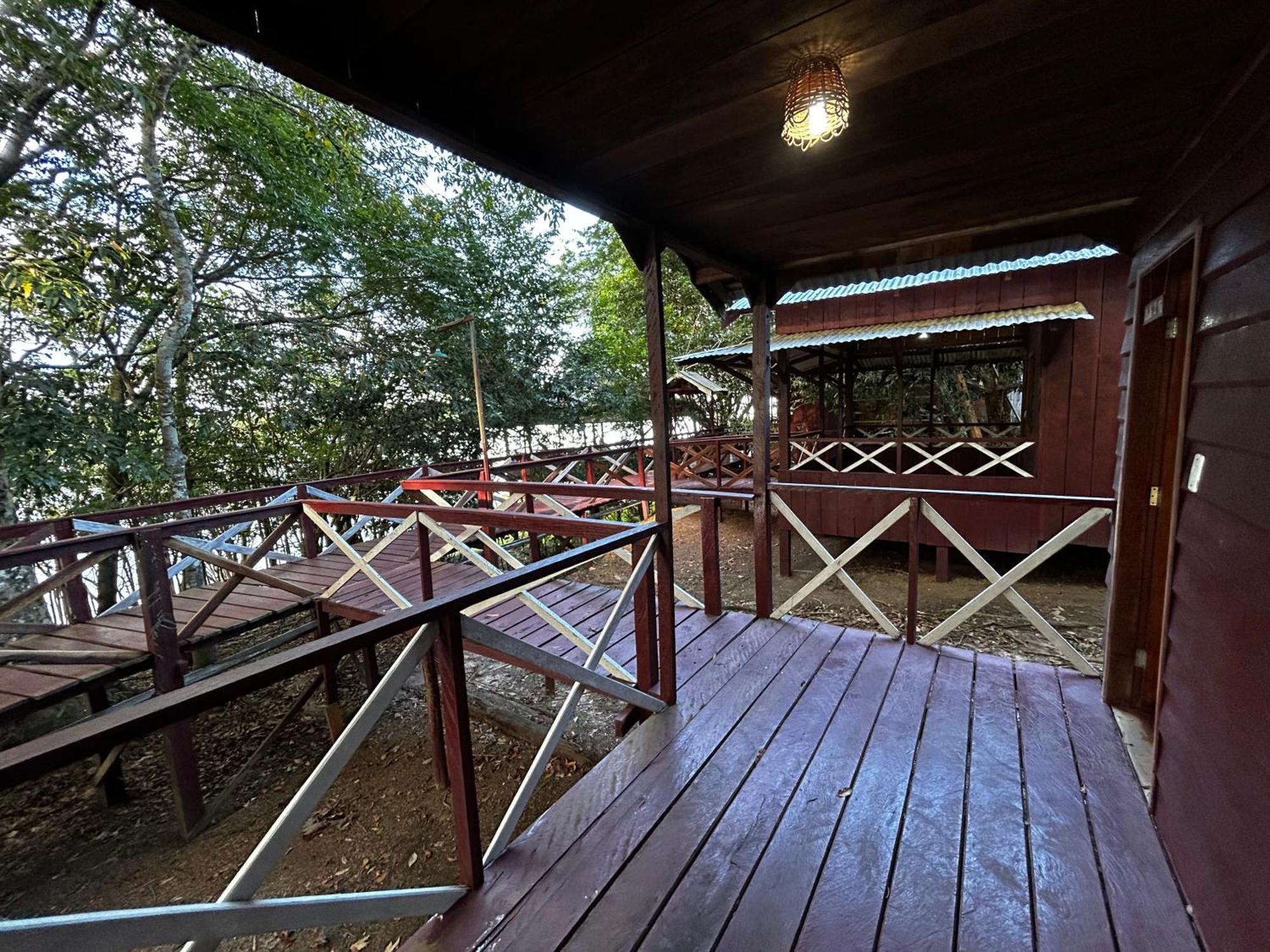 Vista do Lago Jungle Lodge Cajual Esterno foto